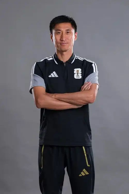中国裁判马宁执裁世界杯：亚洲足球裁判崛起的里程碑
